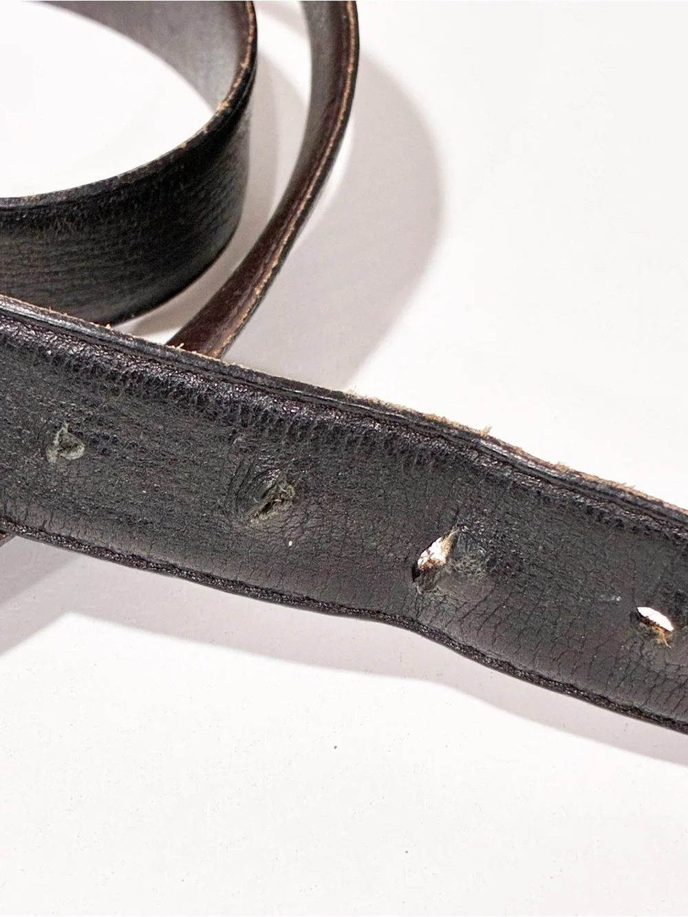 Burberry reversible grainy leather belt Black Silver Hardware 41”